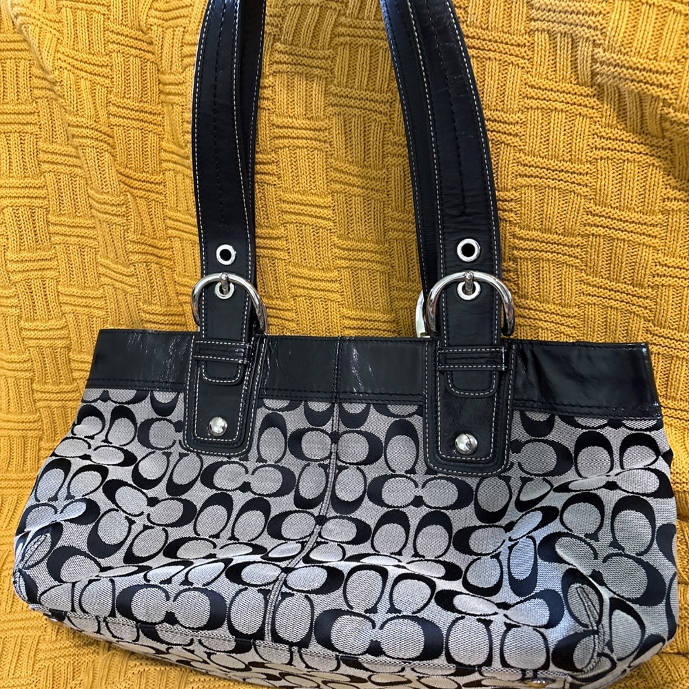 Pleated coach soho tote f13742 - Picture 9 of 11